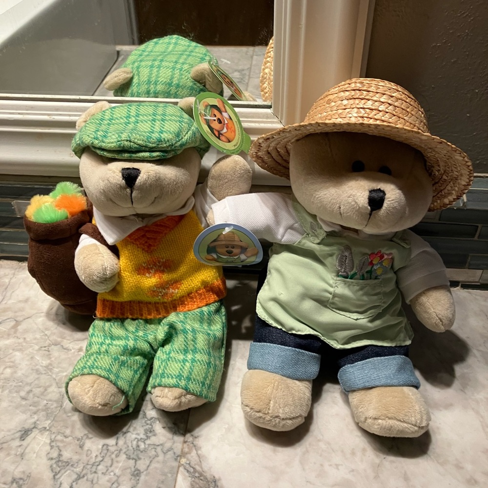 Two New 2006 Starbucks Bearista Bears Spring Golfer and Gardener NWT
